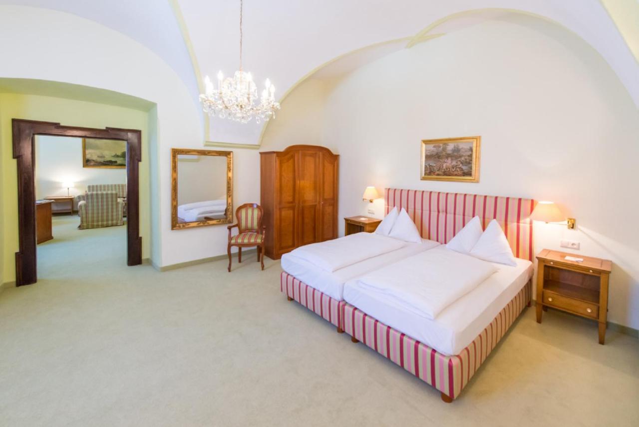 Hotel Kartause Gaming Buitenkant foto