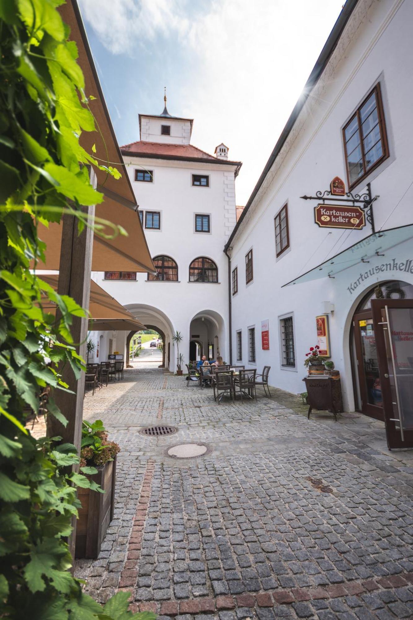 Hotel Kartause Gaming Buitenkant foto